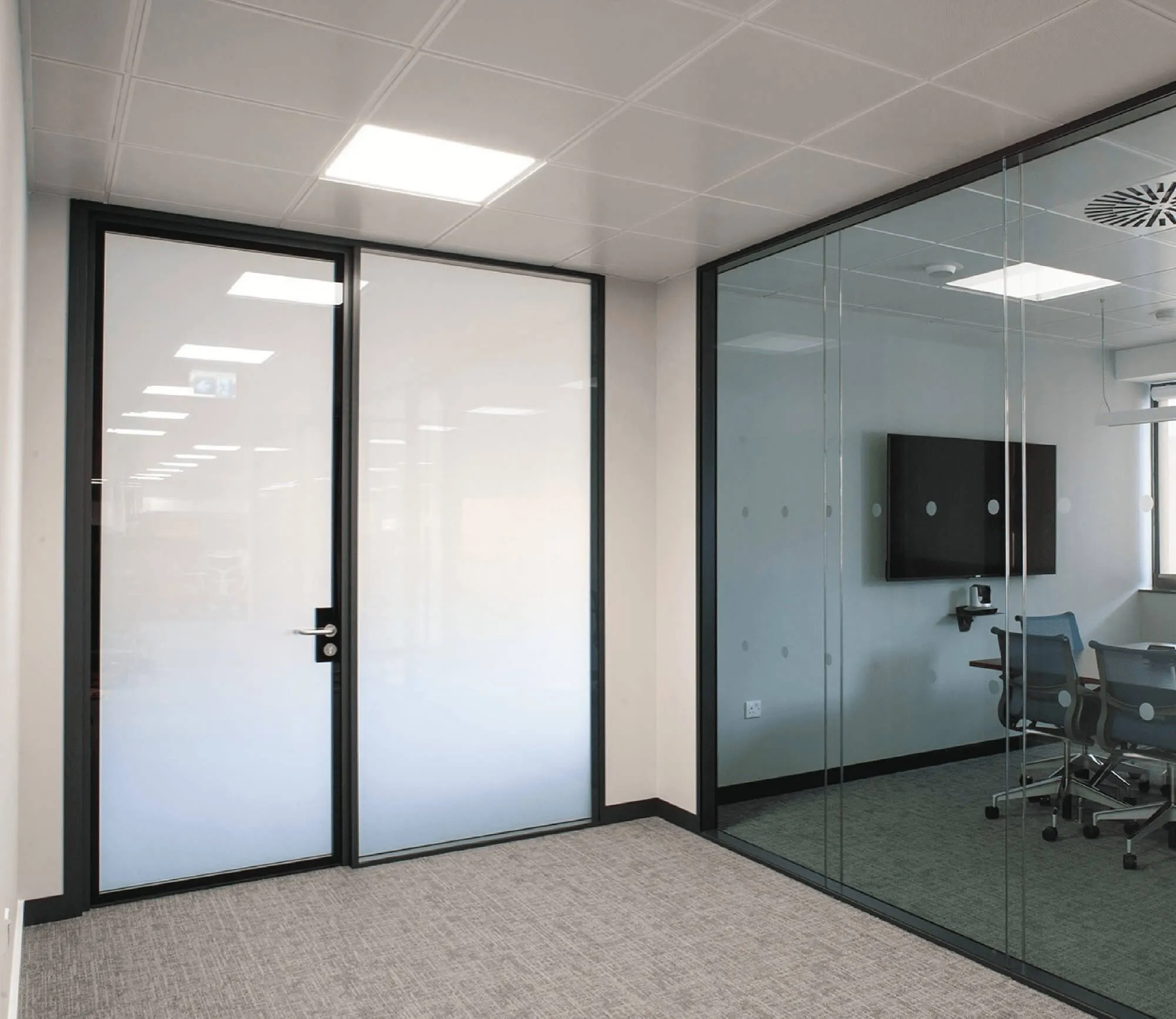 switchable smart film laminated glass in office space